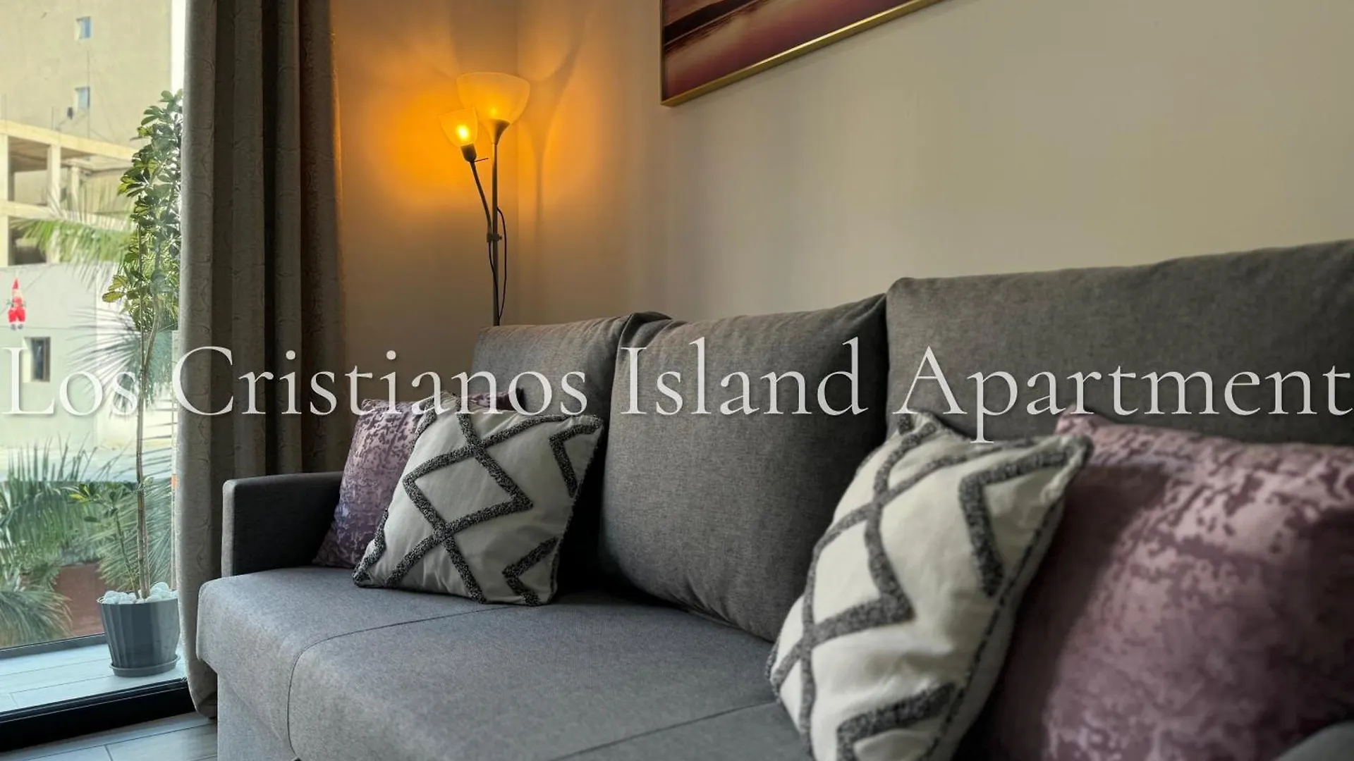 Los Cristianos Island Apart 0*, Los Cristianos (Tenerife)